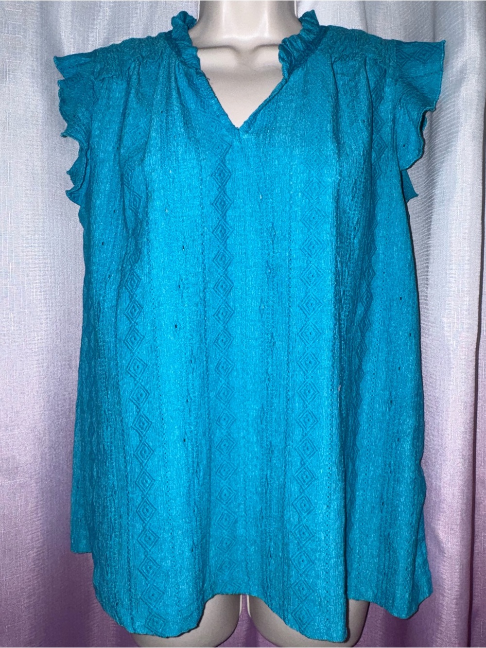 Cable & Gauge Bright Turquoise Textured Top